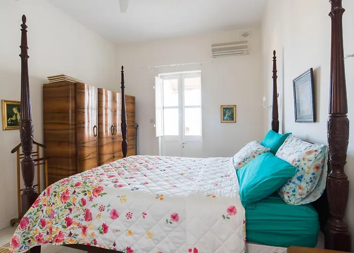 Merkanti Apartments